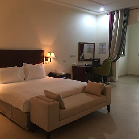 Hotel Sancta Maria Lome Exterior photo