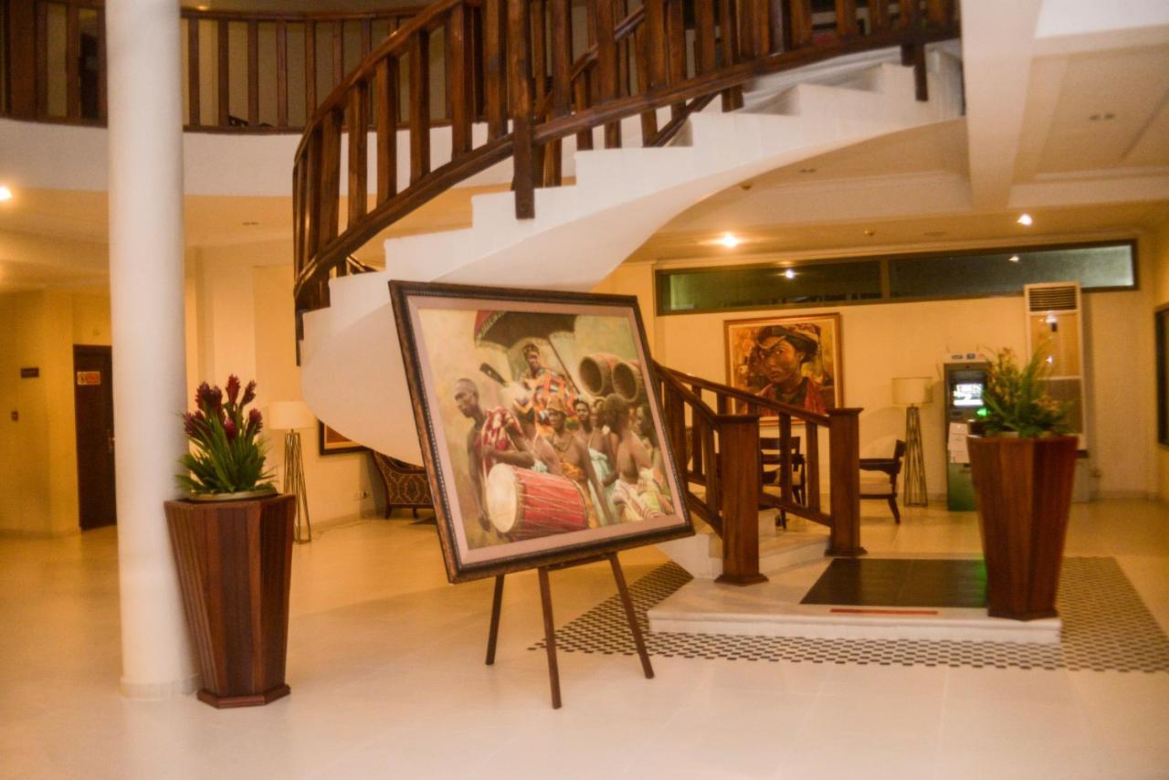 Hotel Sancta Maria Lome Exterior photo